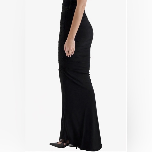 House of CB Cassidy Mesh Tulle Ruched Maxi Skirt Black - Picture 4 of 11